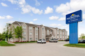 Отель Microtel Inn & Suites by Wyndham Bellevue  Белвью